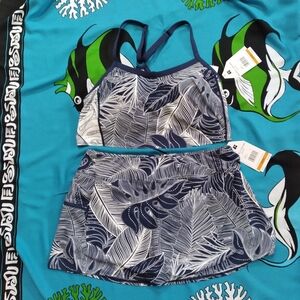 BEACH HOUSE SPORT PLUS SIZE PLATEAU RACERBACK CROP BIKINI TOP - PARADISE PALM